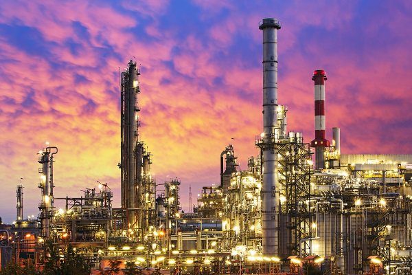 تولید بنزین از نفت خام و افزایش اکتان: روشها و فرآیندهای بهبود کیفیت سوخت بنزین 2 3048015