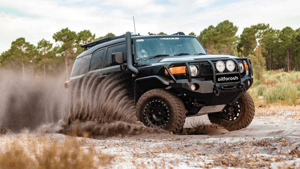 "معرفی خودرو تویوتا اف جی کروزر FJ Cruiser: طراحی منحصر به فرد، قدرت آفرود و امکانات ایمنی" 4 oilforoshdedsad